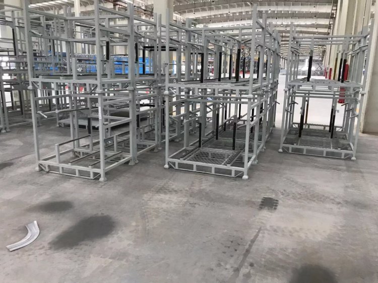 汽車零部件（jiàn）料架