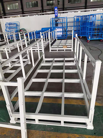 堆垛式（shì）貨架